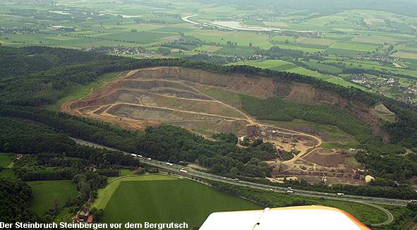 Der Steinbruch Steinbergen vor dem Bergrutsch